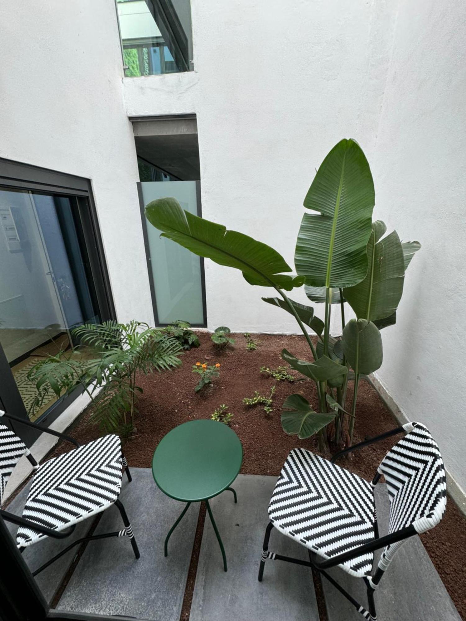 Apartment Oasis Pavia 15 *